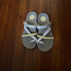 Vionic Vibram Mojave leather sandals